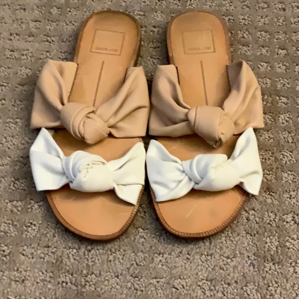 Dolce Vita Tan and White Bow Sandals